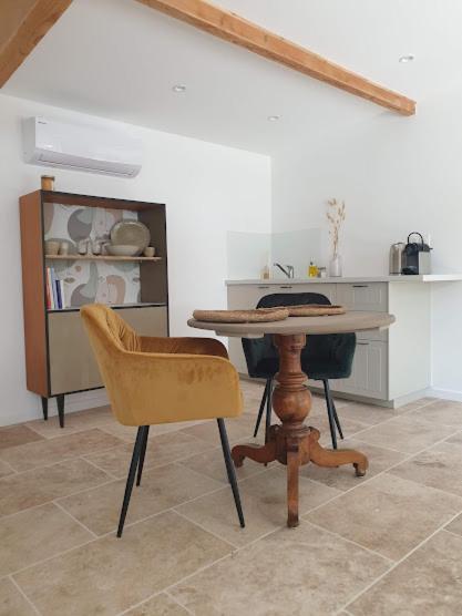Mas Des Muses Bed and Breakfast LʼIsle-sur-la-Sorgue Εξωτερικό φωτογραφία